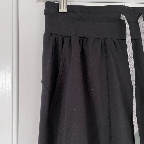 Varley Black Parkhust Fluid Stretch Jersey Joggers - Picture 7 of 10